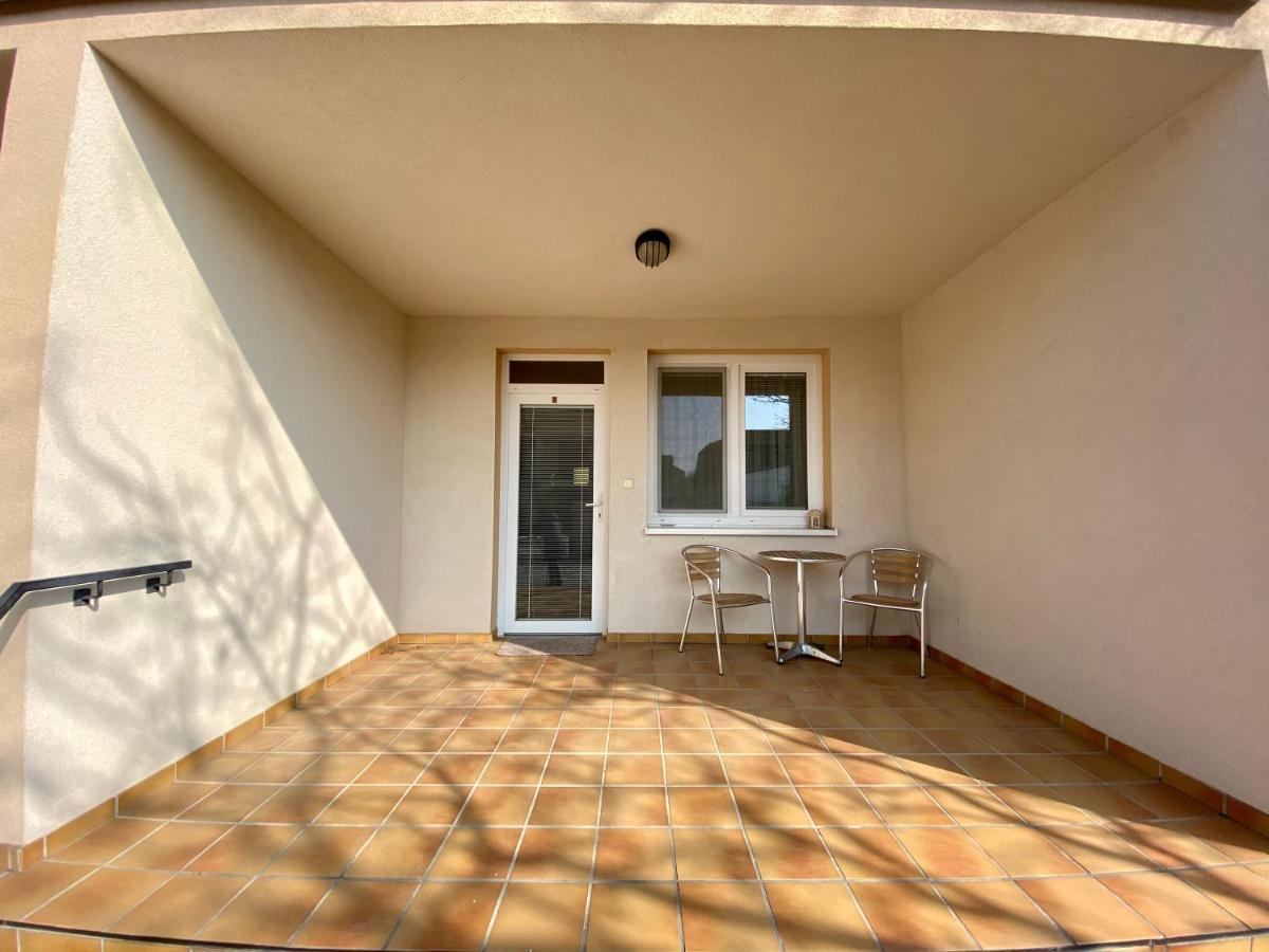 Apartmanovy Dom Flora Veľký Meder Bagian luar foto